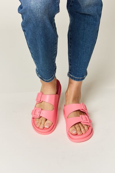 Legend Double Buckle Open Toe Sandals In Pink
