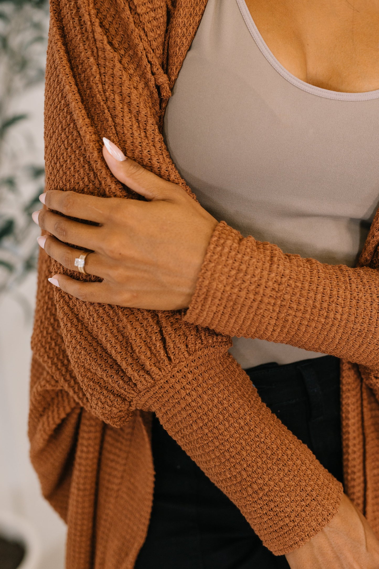 Pamper Travel Hooded Cardigan in Chestnut